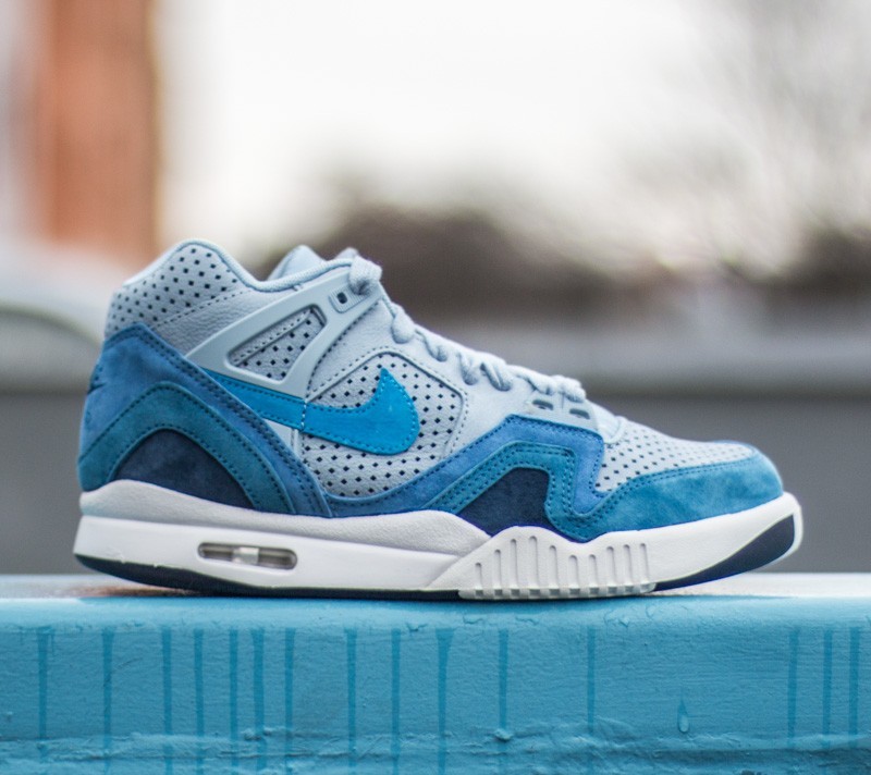 Men s shoes Nike Air Tech Challenge II QS Blue Grey Photo Blue Obsidian Summit White Footshop
