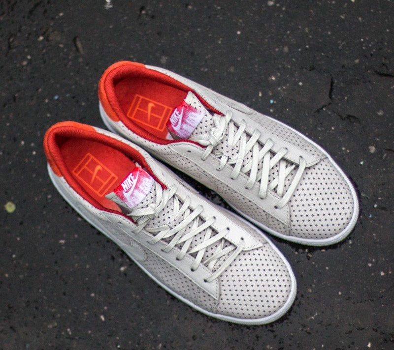 Vyriška avalynė Nike Tennis Classic Ultra QS Light Bone/ Light Bone Bright Citrus 