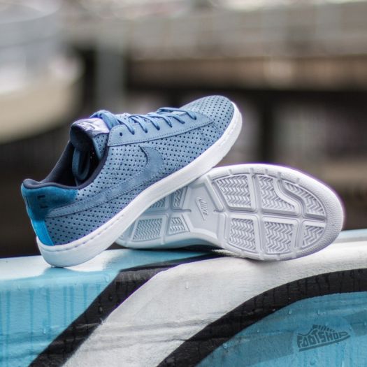 Men s shoes Nike Tennis Classic Ultra QS Ocean Fog Photo Blue Court Blue Footshop