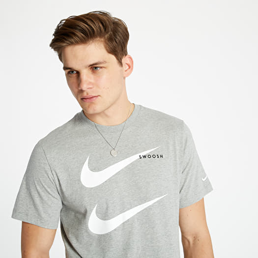 T-shirts Nike Sportswear Swoosh Tee Dk Grey Heather/ White Footshop