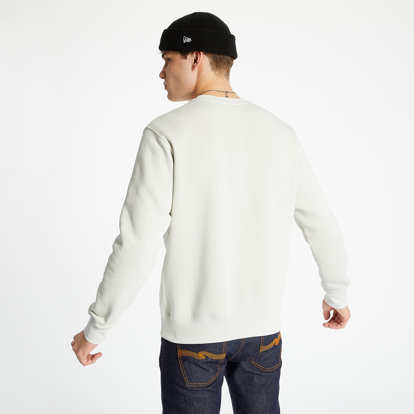 Nike nsw club crewneck light bone white clearance