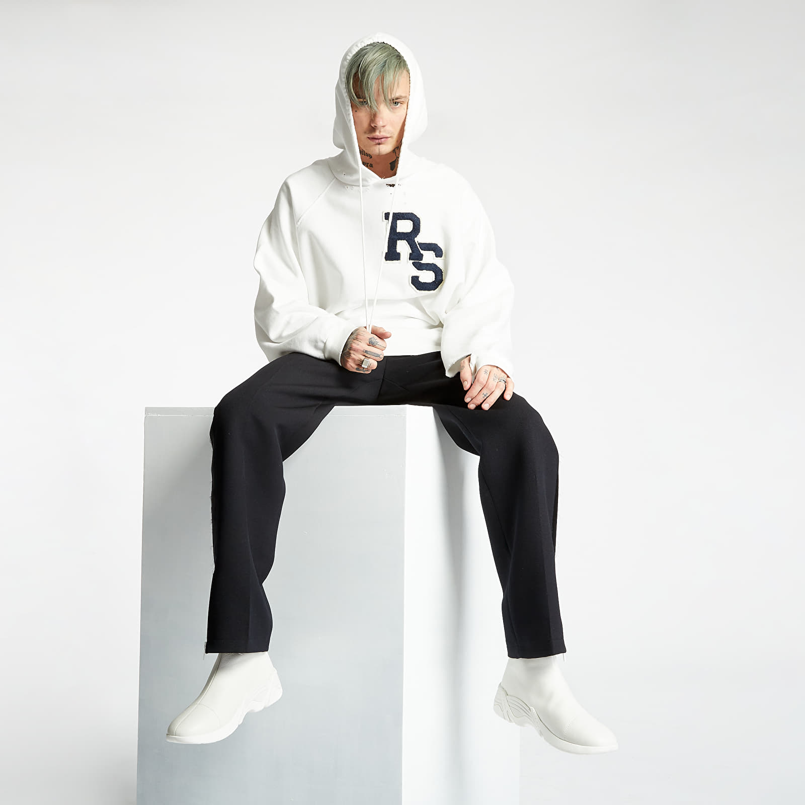 Dukserice RAF SIMONS Badge Hoodie White