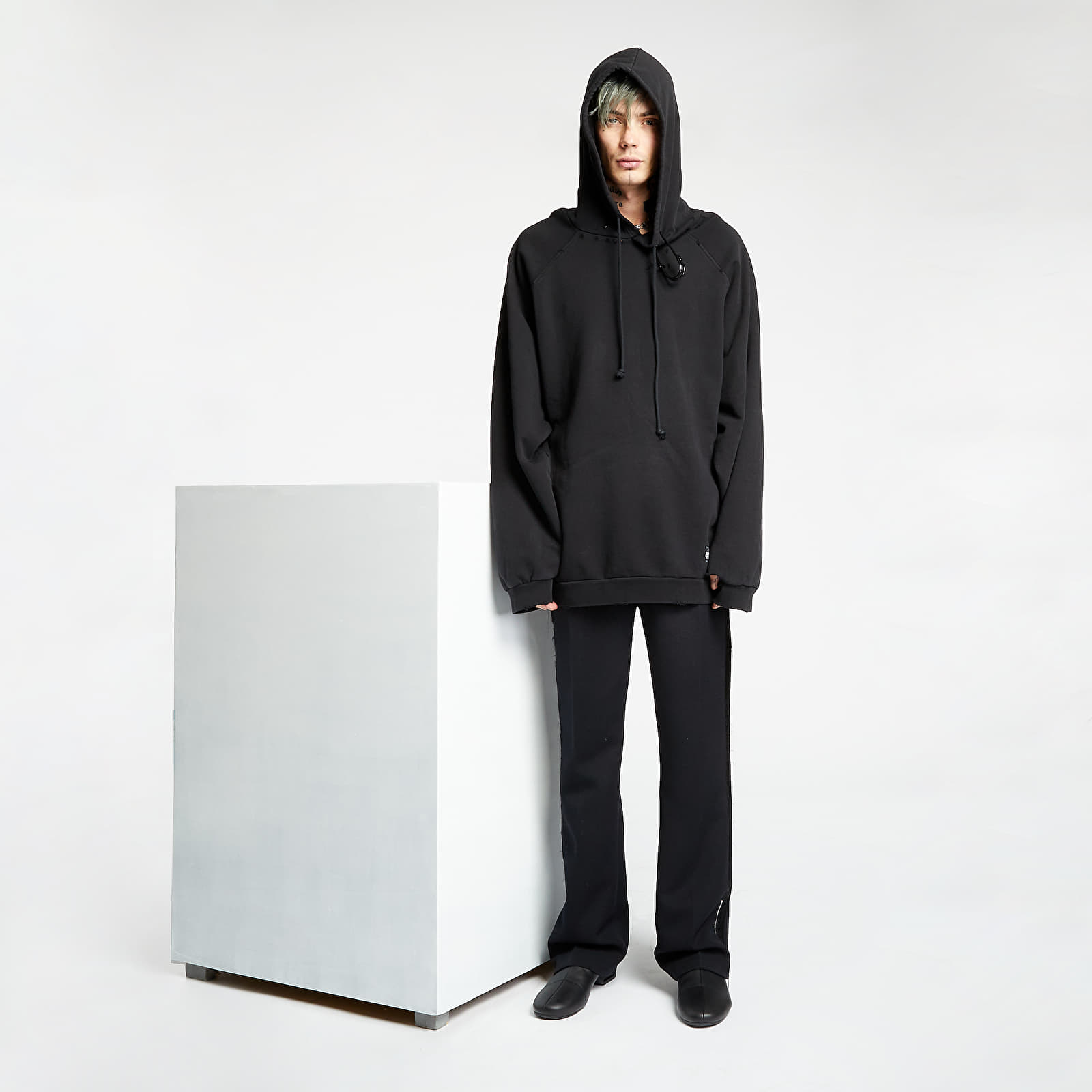 Sweatjacken und Sweatshirts RAF SIMONS Destroyed Oversized Hoodie Black |  Footshop