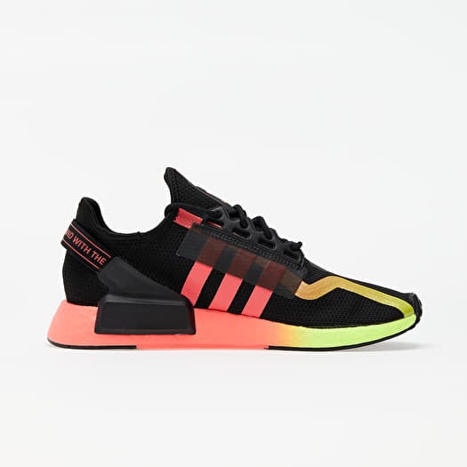 Nmd r1 v2 core black top