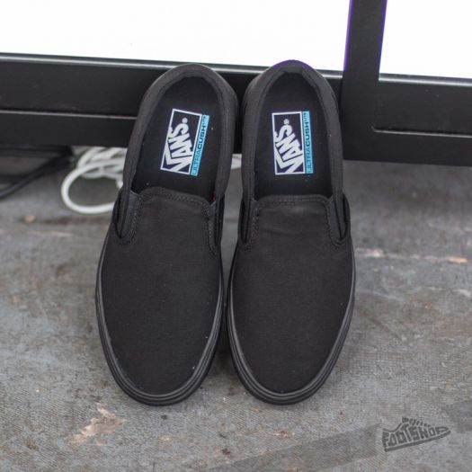 Slip on lite top