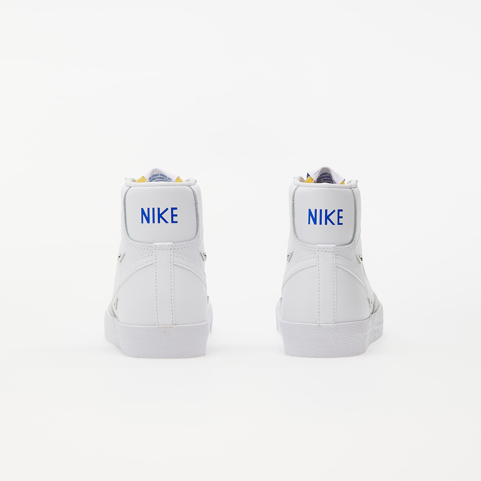 Damen Sneaker und Schuhe Nike W Blazer Mid '77 SE White/ White-Hyper Royal