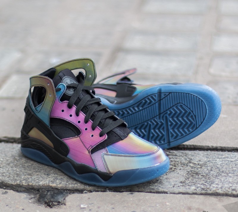 Men s shoes Nike Air Flight Huarache Premium QS Rainbow Black Footshop