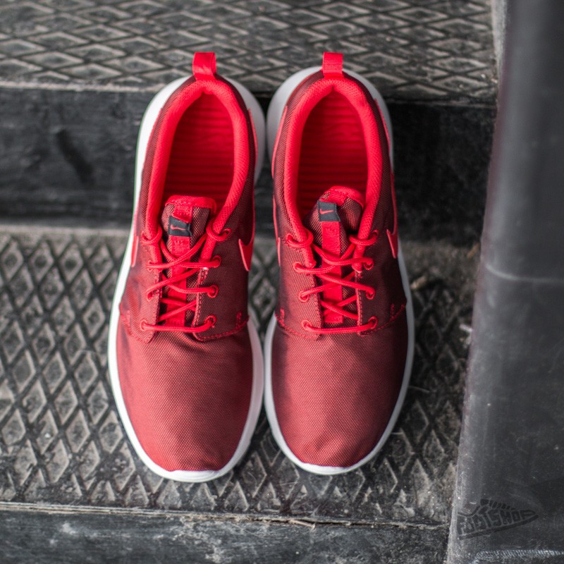 Scarpe uomo Nike Roshe One Premium University Red/University Red-Black