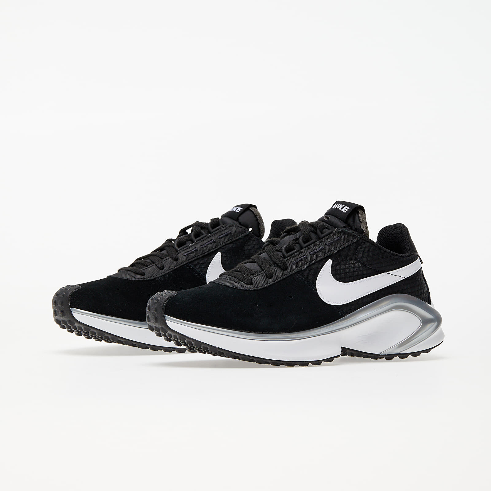 Men's shoes Nike D/MS/X Waffle Black/ White-Metallic Silver-White