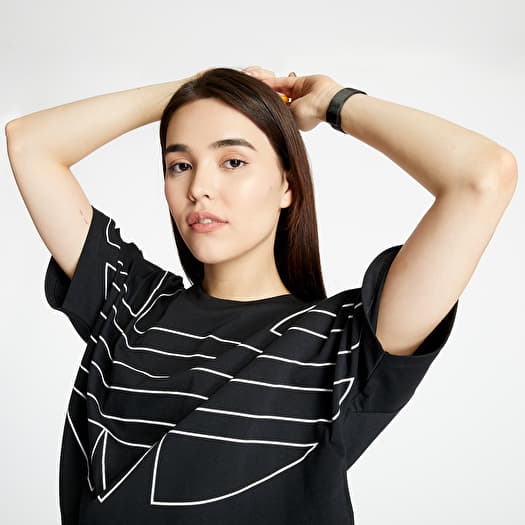Adidas big logo shirt discount
