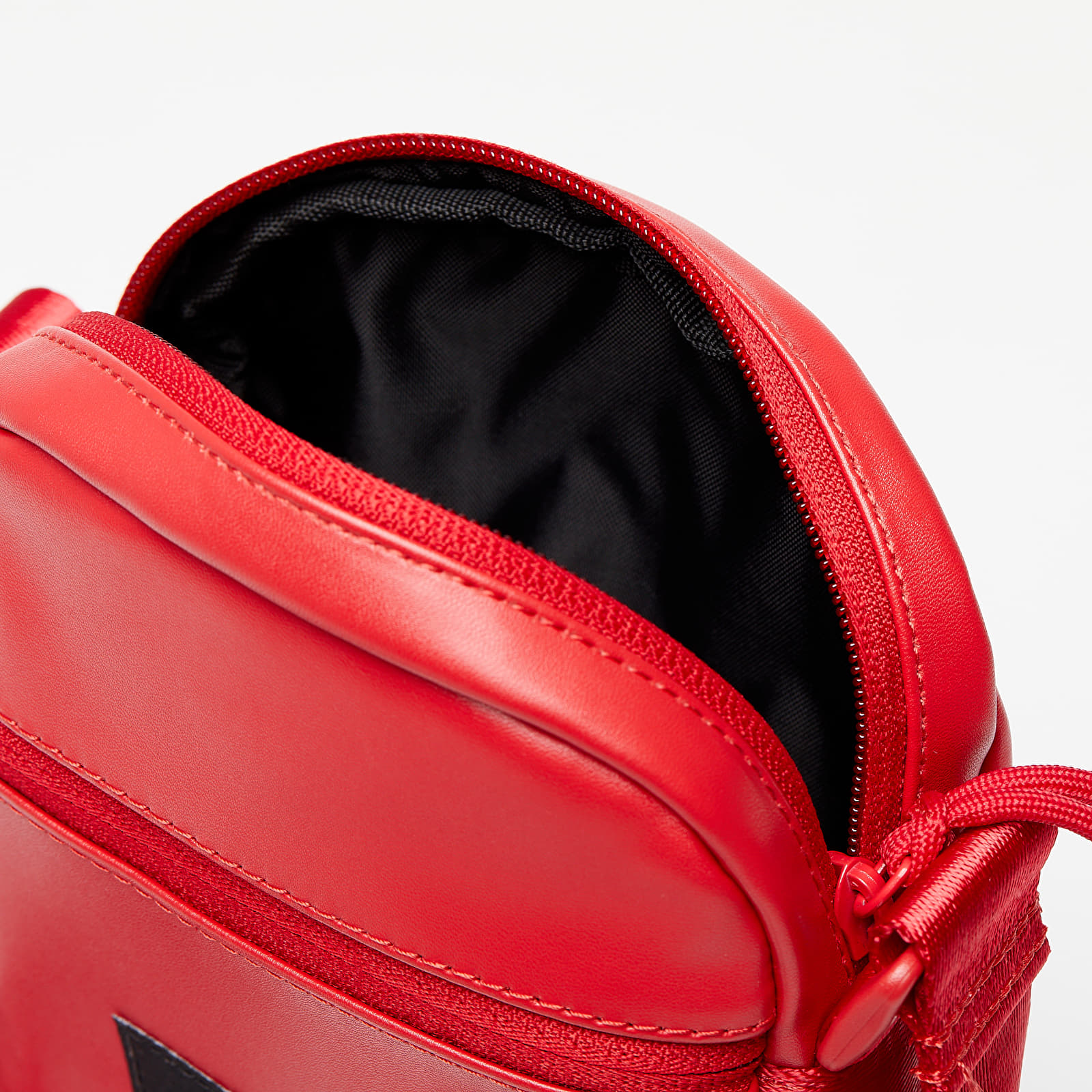 Sacs à bandoulière Jordan Crossbody Bag Gym Red