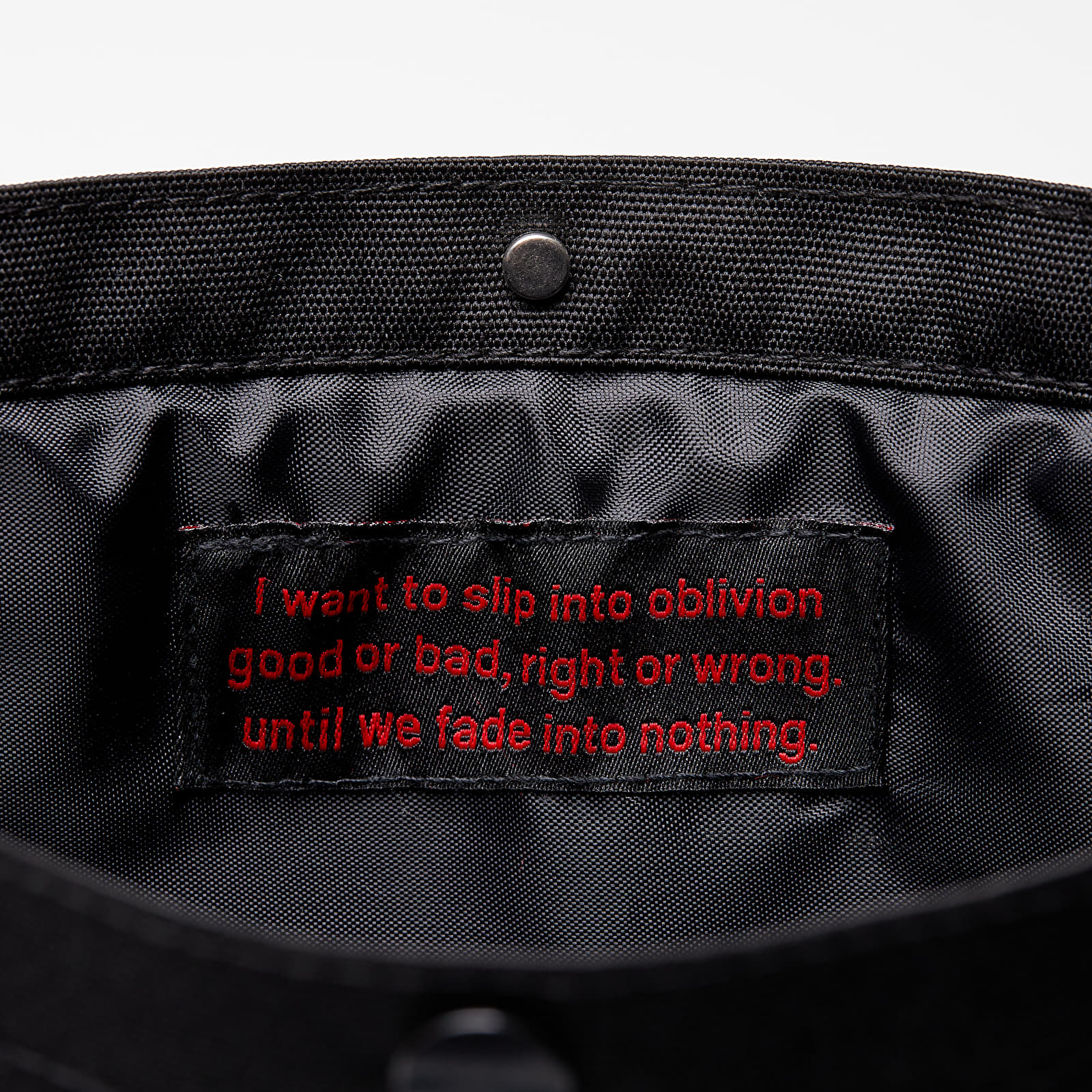 Borse a tracolla PLEASURES x Taikan Sacoche Bag Black