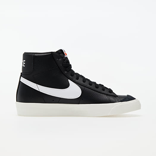 Chaussures et baskets homme Nike Blazer Mid 77 Vntg Black White