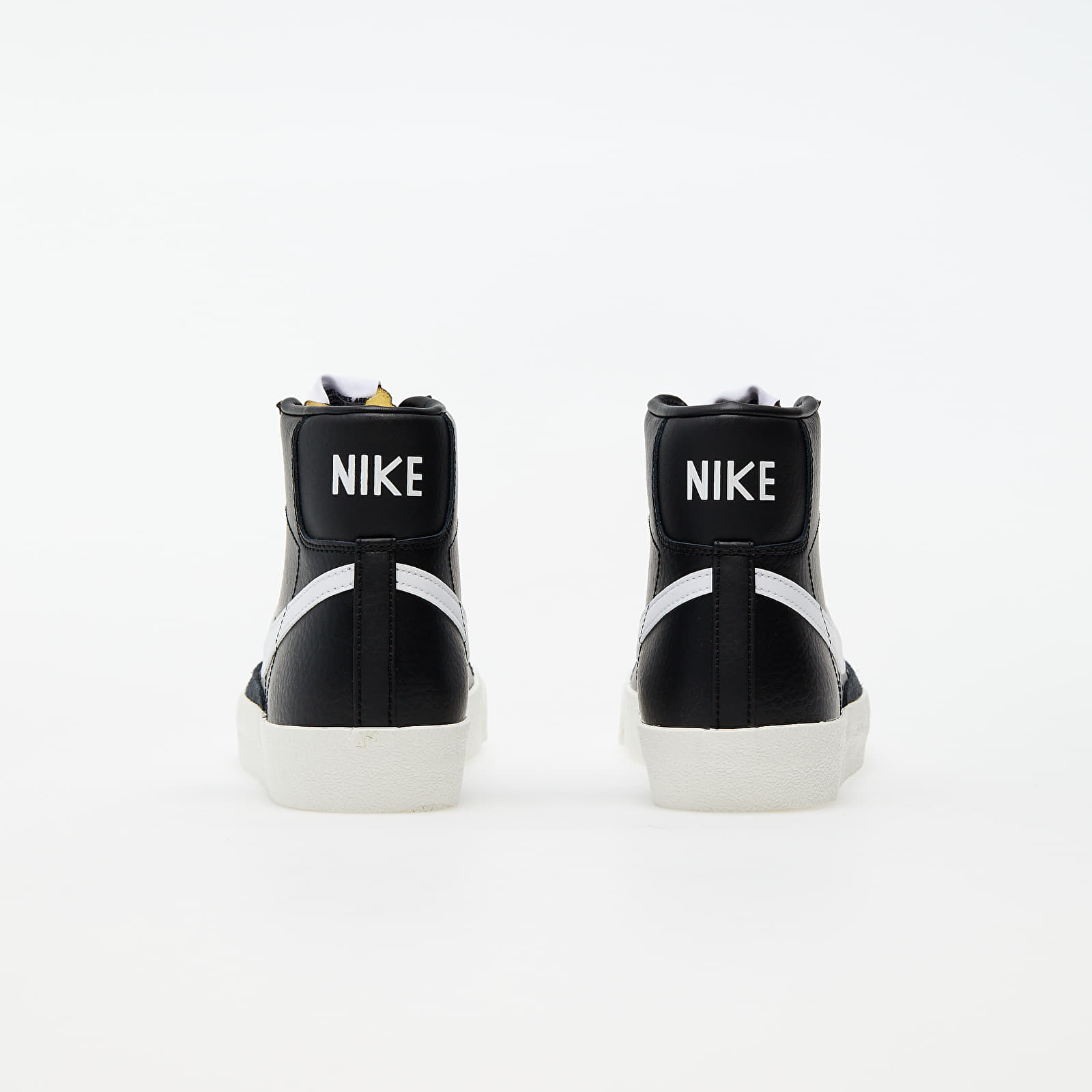 Ανδρικά παπούτσια Nike Blazer Mid '77 Vntg Black/ White-Sail