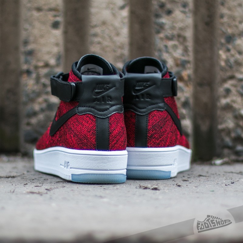 Încălțăminte și sneakerși pentru bărbați Nike Air Force 1 Ultra