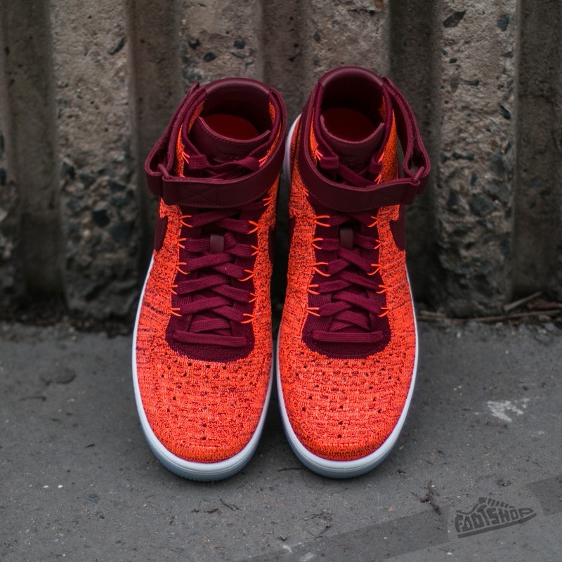 red and nike air force krè´¸tkie damskie