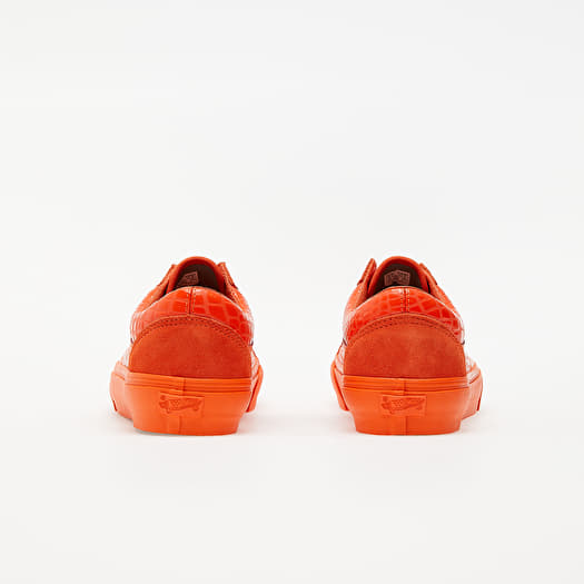 Vans hotsell flame footshop