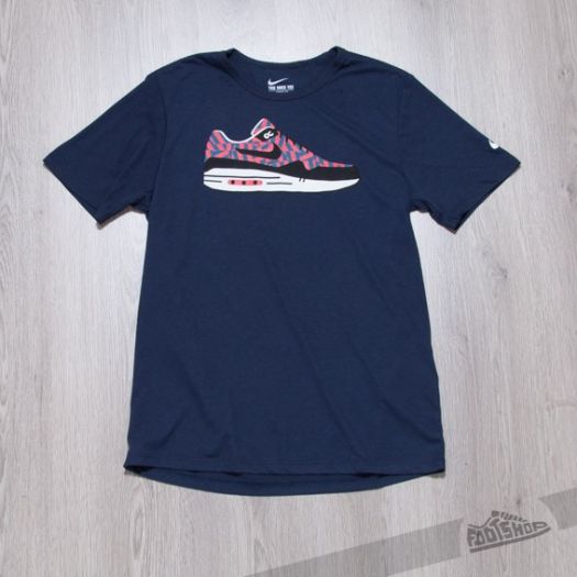 air max tee