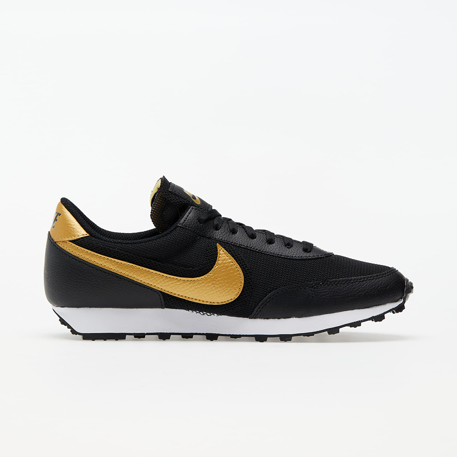 Women s shoes Nike Wmns Daybreak Black Black Metallic Gold White