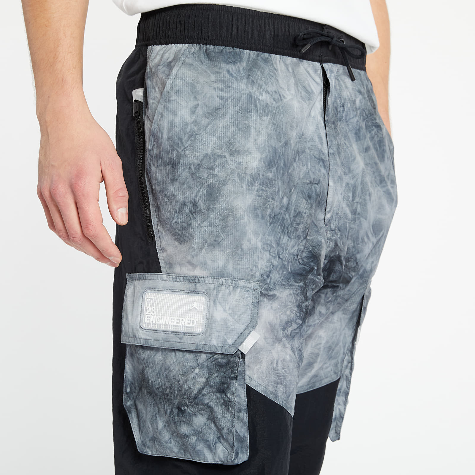 Hlače Jordan 23Engineered Cargo Pants AOP White/ Black