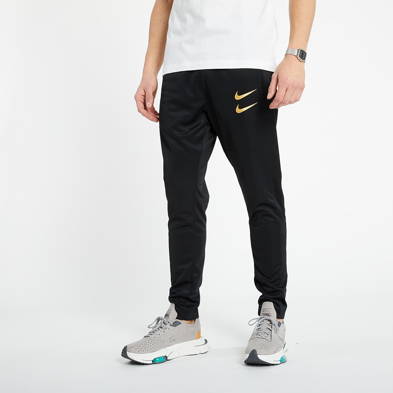 Nike gold shop pants