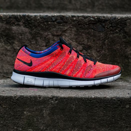 Nike free flyknit nsw red on sale