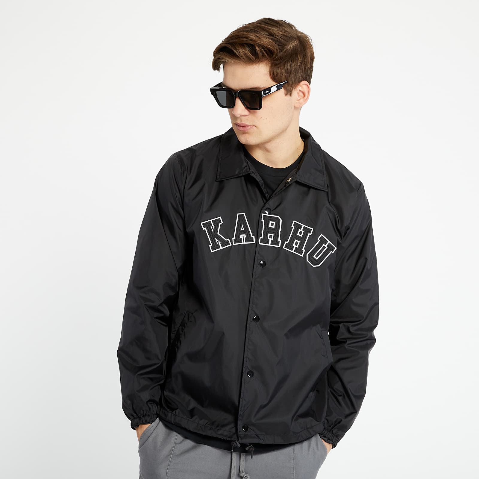 Kabátok Karhu Worldwide Coach Jacket Black