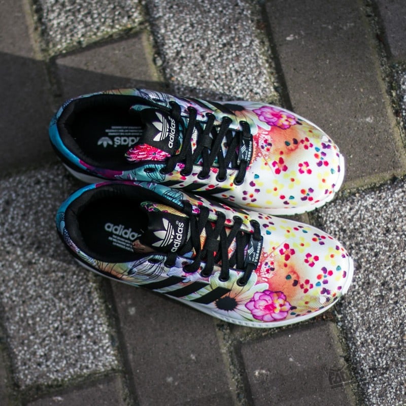 Dámske topánky a tenisky adidas ZX FLUX W Core Black/ Core Black/ FTW White