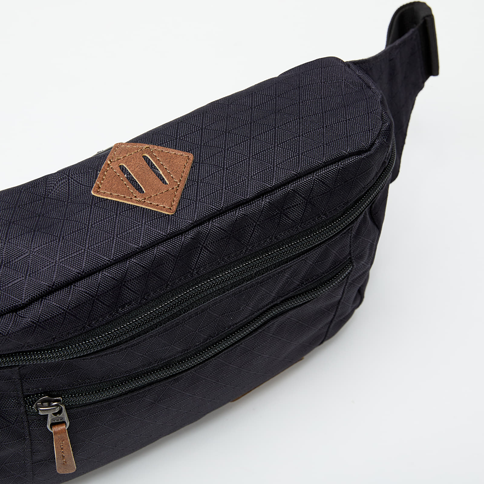 Bags & backpacks Columbia Classic Outdoor™ Lumbar Bag Black
