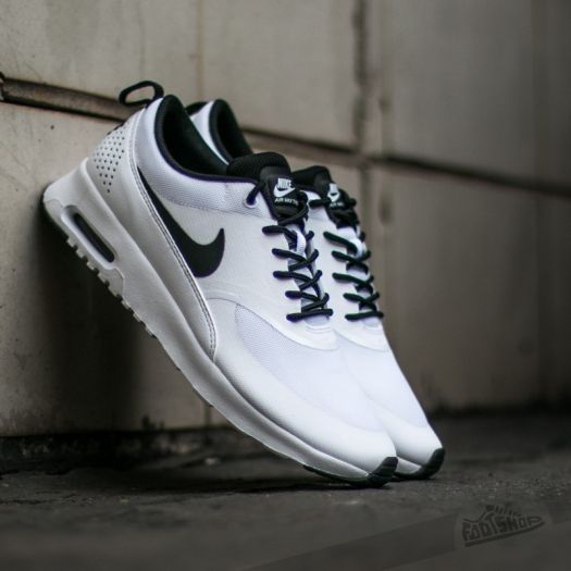 air max thea sneakers in black & white