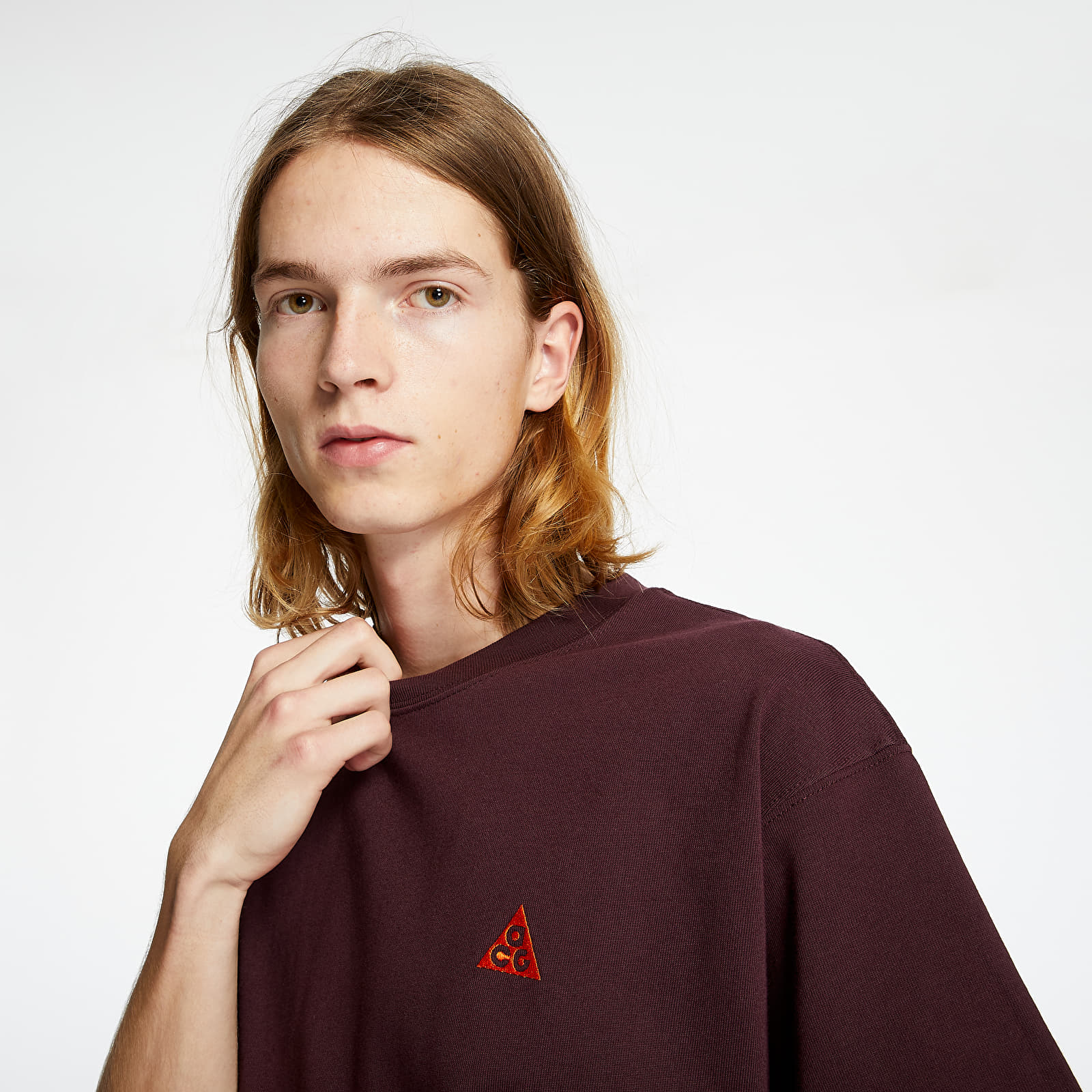 T-shirts Nike Nrg ACG Embr Tee Deep Burgundy/ Team Orange