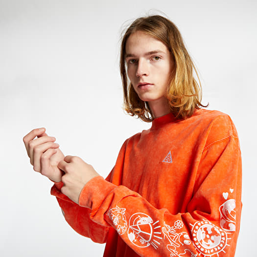 nike long sleeve acg earth tee