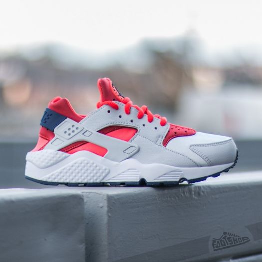Women's nike air huarache city low premium casual shoes best sale
