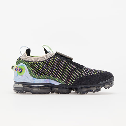 Air vapormax flyknit moc 2 black and pink hotsell
