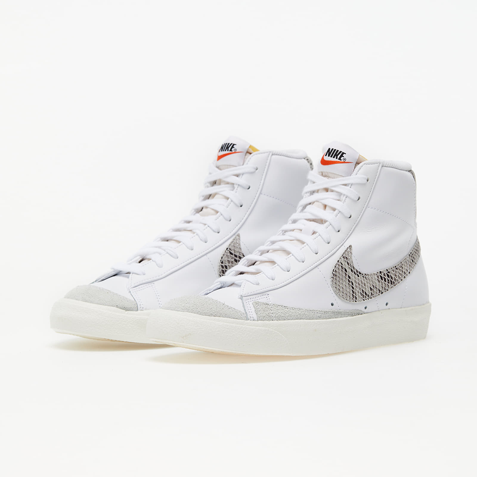 Men s shoes Nike Blazer Mid 77 Vintage We Reptile White Sail Footshop