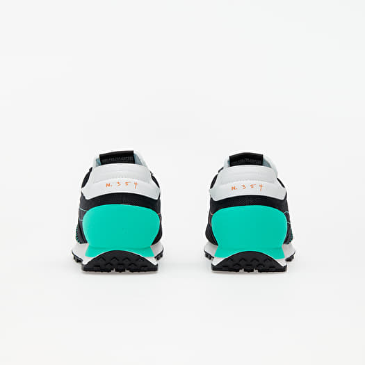 nike daybreak type black menta