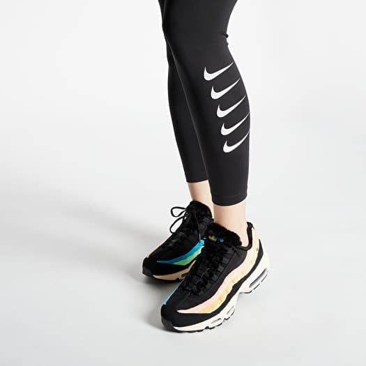 Nike swoosh leggings black top