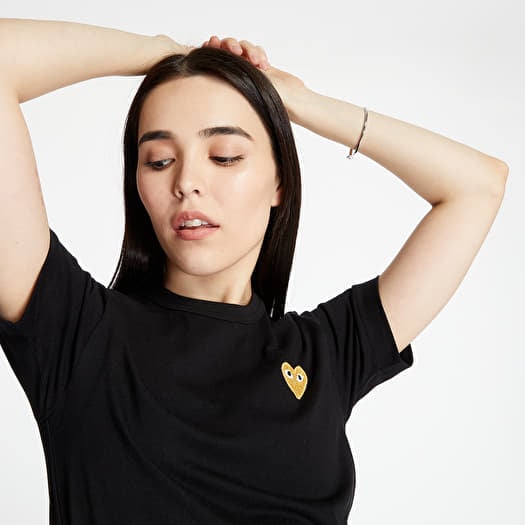 Play t shirt women's outlet