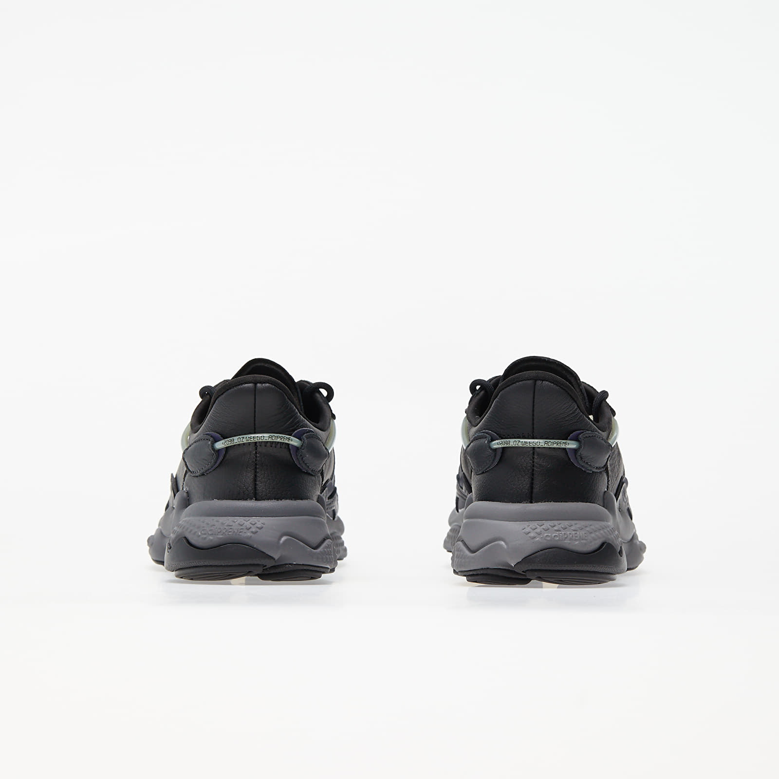 Zapatillas Hombre adidas Ozweego Core Black/ Grey Four/ Onix