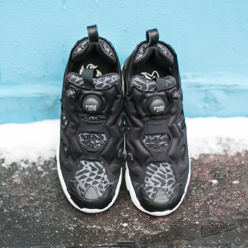 Reebok pump sales fury celebrate