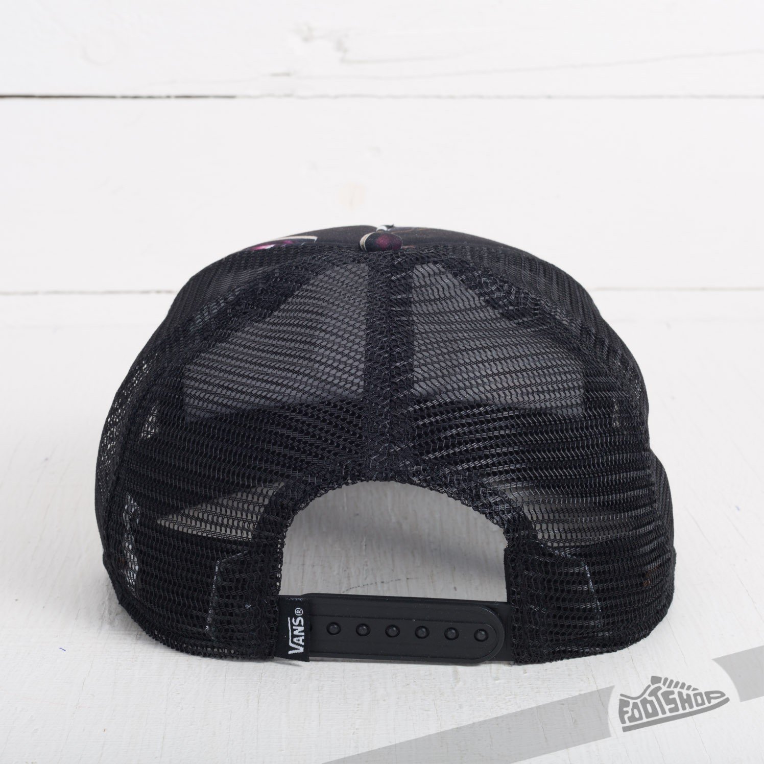 Caps Vans Surf Patch Trucker Hank Bank