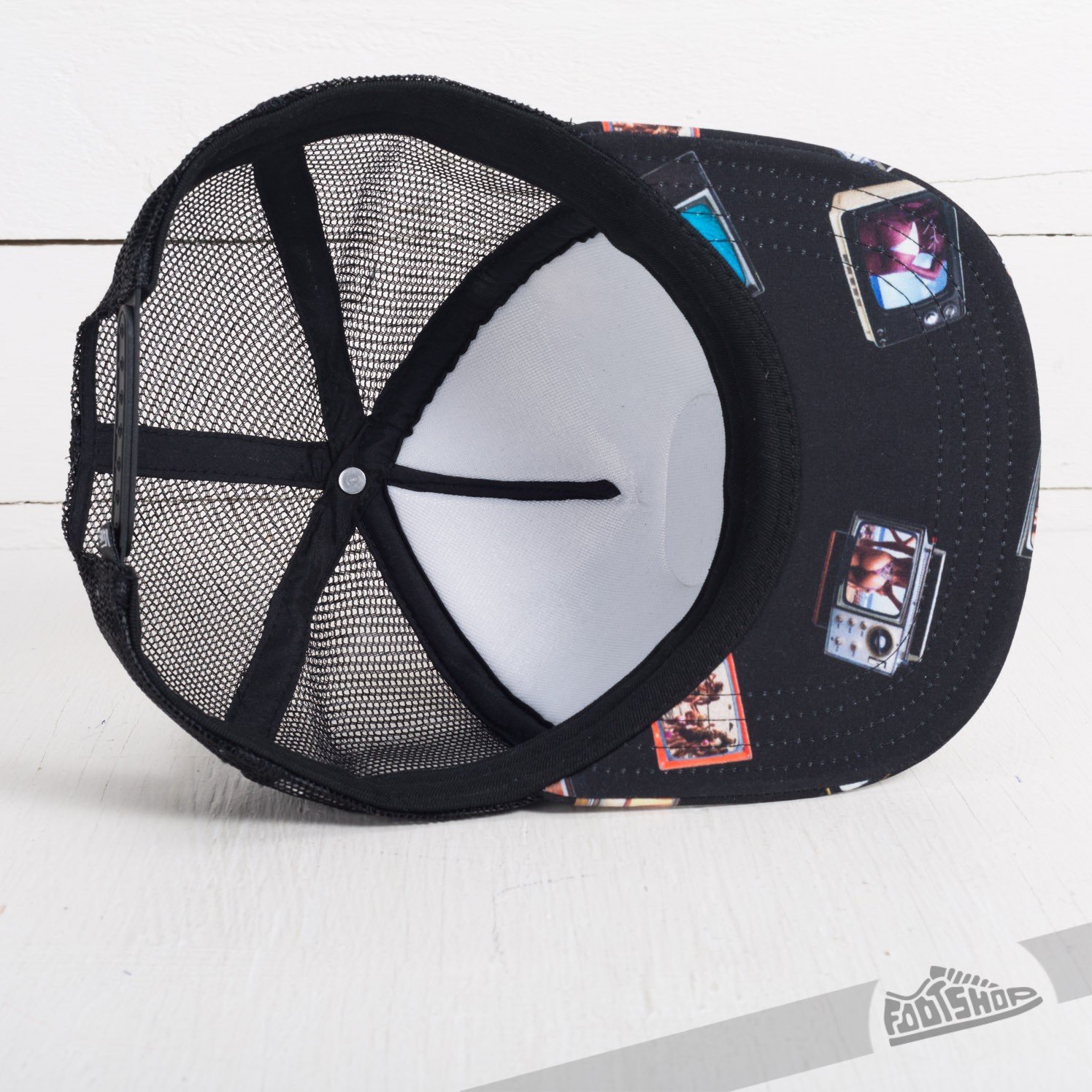 Caps Vans Surf Patch Trucker Hank Bank