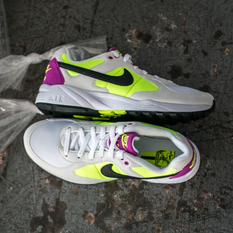 Vyriška avalynė Nike Air Icarus Nsw Summit White/ Black- Volt/ Fuchsia Flash