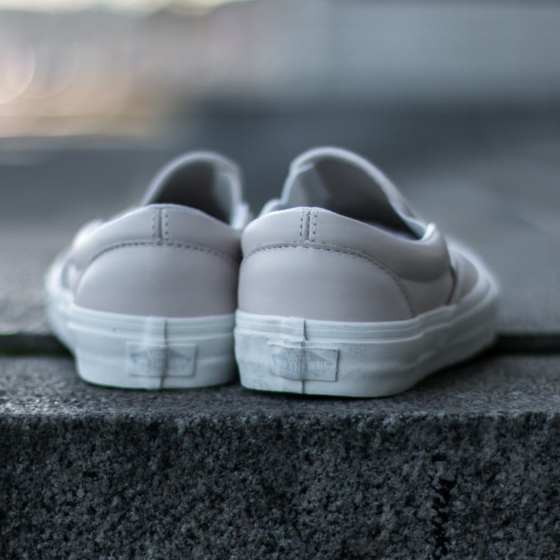 Women's shoes Vans Classic Slip-On (Leather) White Spring Powder/ Blanc