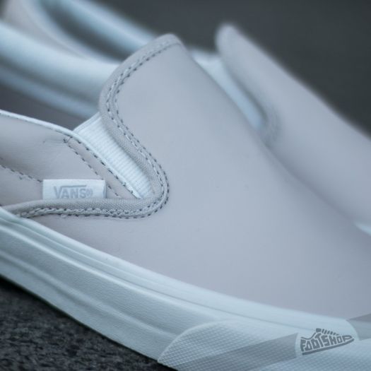 Damen Sneaker und Schuhe Vans Classic Slip On Leather White Spring Powder Blanc Footshop