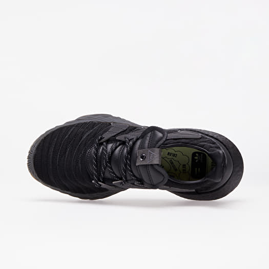 Pharrell williams trainers black top