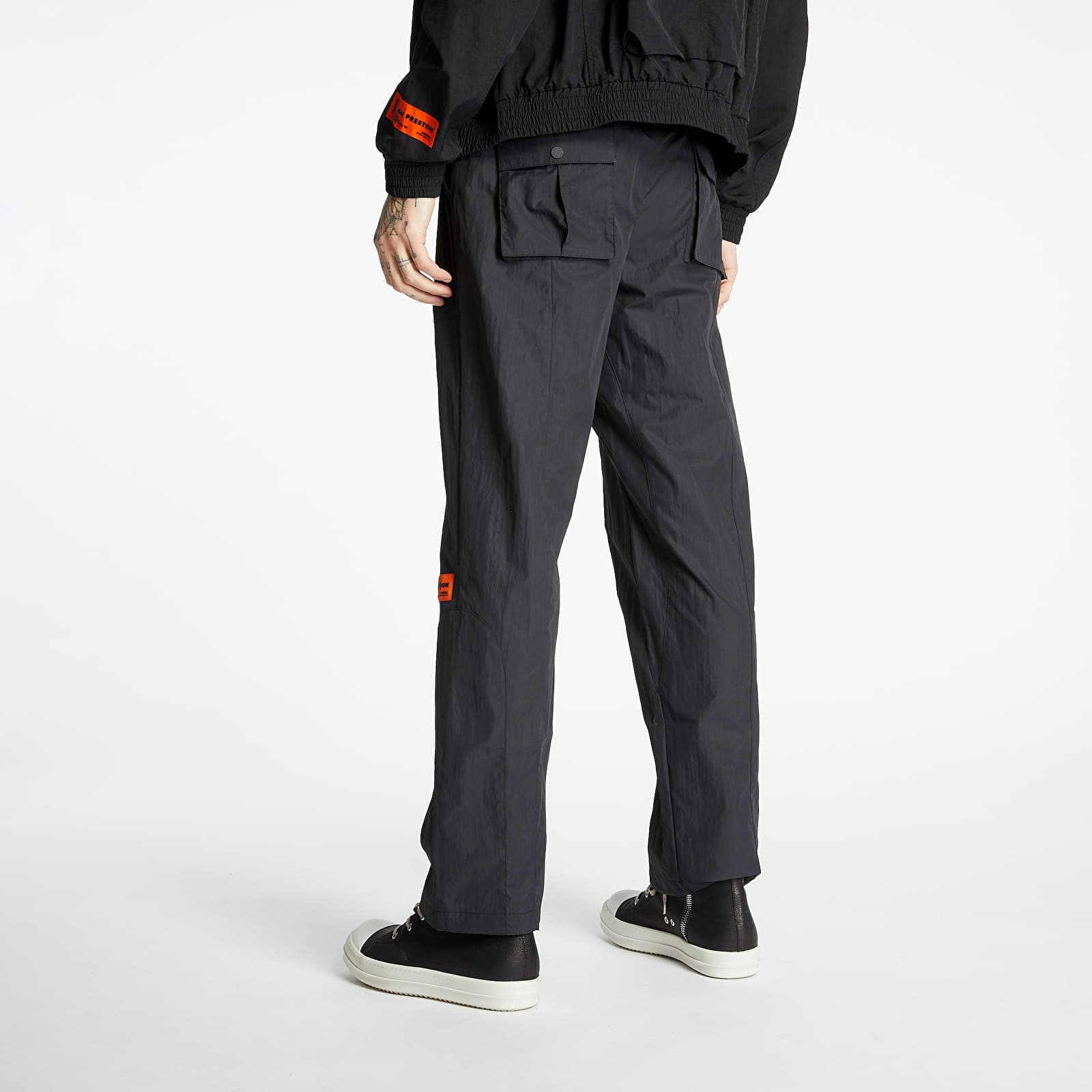 Pants and jeans Heron Preston Pants Black/ White