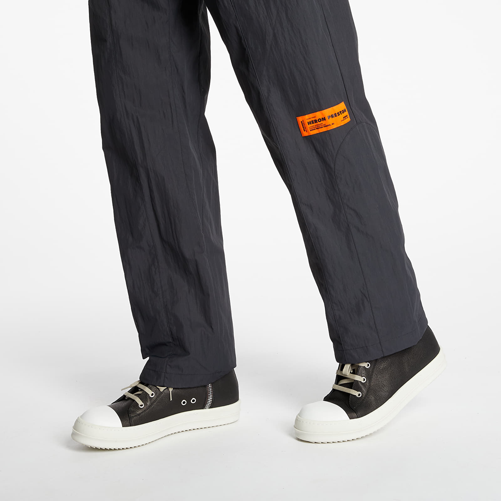 Pants and jeans Heron Preston Pants Black/ White