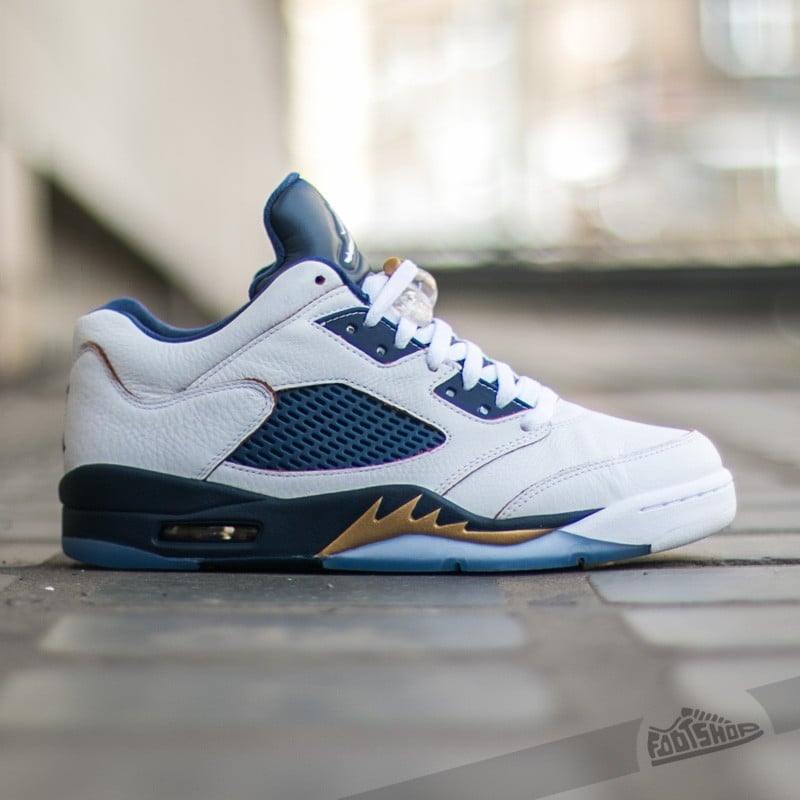 Retro 5 clearance white and gold
