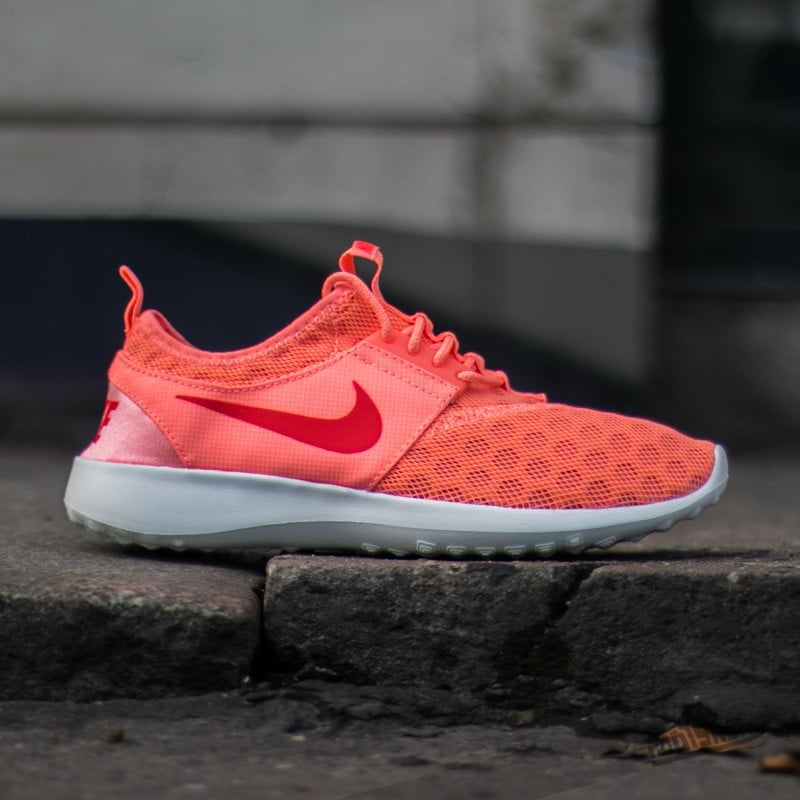 Damen Sneaker und Schuhe Nike Wmns Juvenate Atomic Pink Bright Crimson Footshop